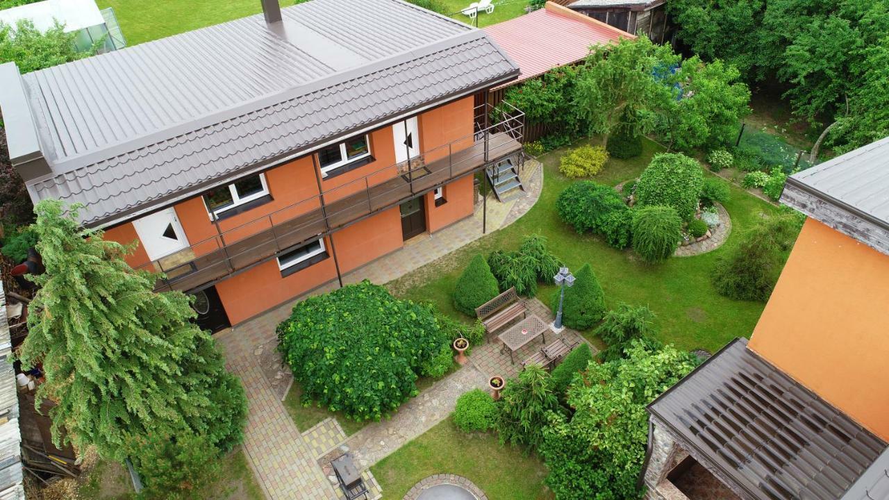 Zelta pirts Guest House Ventspils Extérieur photo