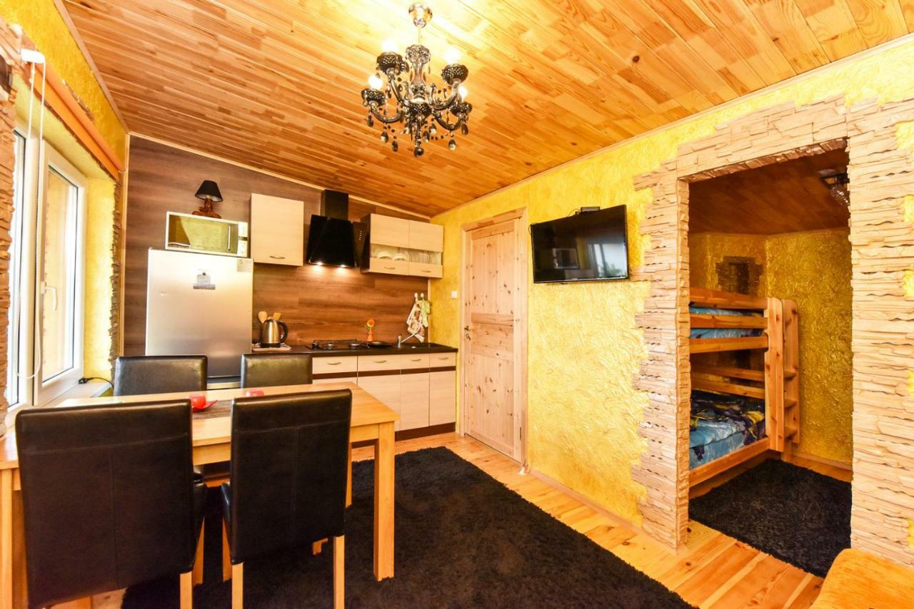 Zelta pirts Guest House Ventspils Extérieur photo