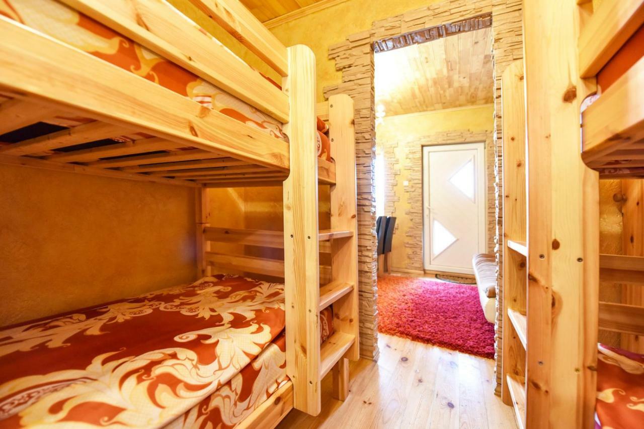 Zelta pirts Guest House Ventspils Extérieur photo